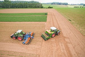 Door alles op 50 cm te zaaien, heb je in beginsel minder machines nodig, is een van de gedachten achter Controlled Row Farming.