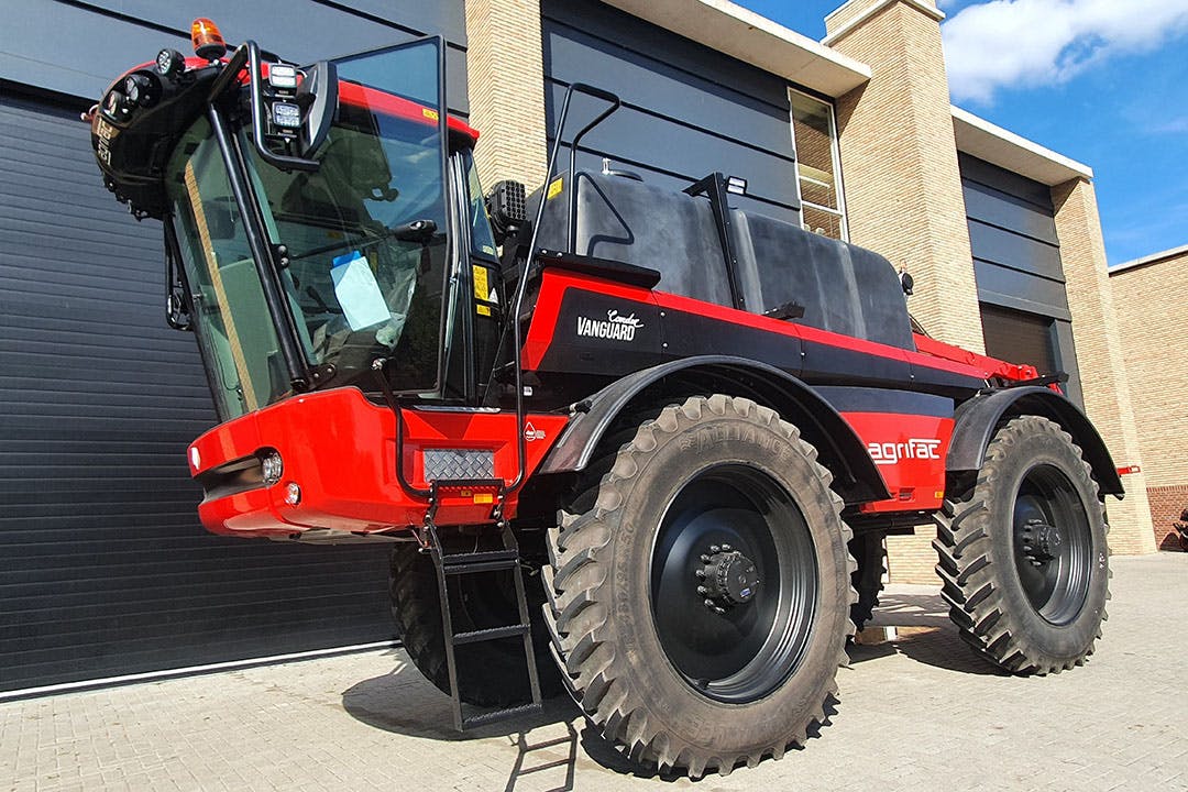 Anna Kay porno bilan tanishing Porno va kokraklar va katta siklar