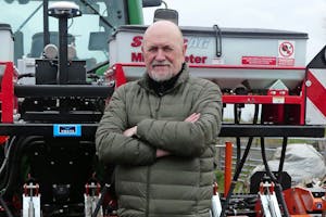 John Evans (65) is een van de drie directeur-eigenaren van de Britse zaaimachinefabrikant Stanhay. "De importeur en zijn dealers bepalen het succes. Een landbouwwerktuig is heel wat anders dan een consumentenproduct." - Foto: Stanhay