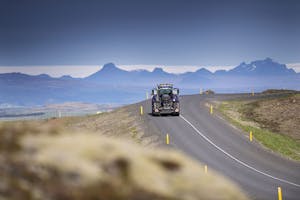 TREKKER nam een kijkje op IJsland, waar bijzondere en dikke trekkers rondrijden. - Foto's en video: Mark Pasveer